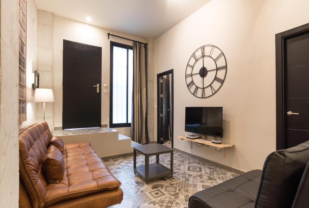 Historical Center Ollerias Apartment มาลากา ภายนอก รูปภาพ